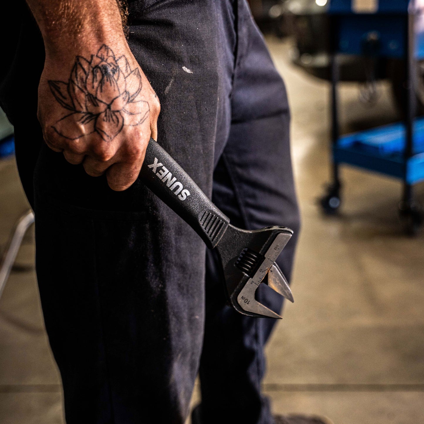 10" WIDE JAW ADJUSTABLE WRENCH 1-15/16" (51MM)