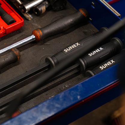 4 PIECE CURVED TIP PRY BAR SET WITH STRIKING CAPS (8", 12", 18", AND 24")