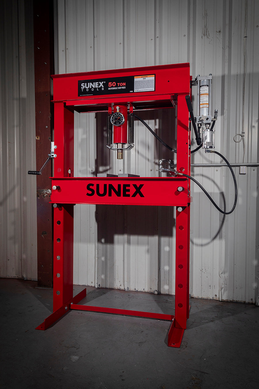 SUNEX 50 Ton Air/Hydraulic Shop Press in Shop Environment