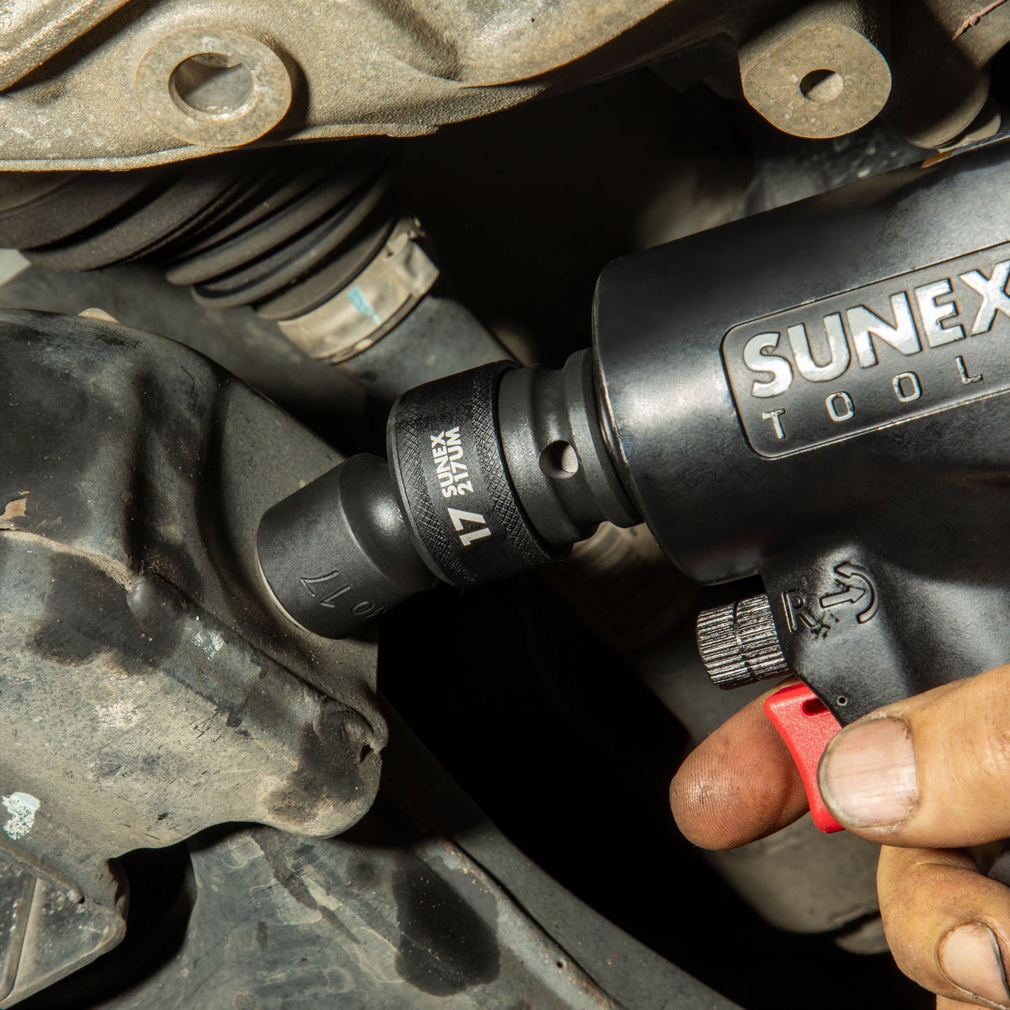 1/2" DRIVE METRIC 6 POINT STANDARD UNIVERSAL 13-PIECE IMPACT SOCKET SET