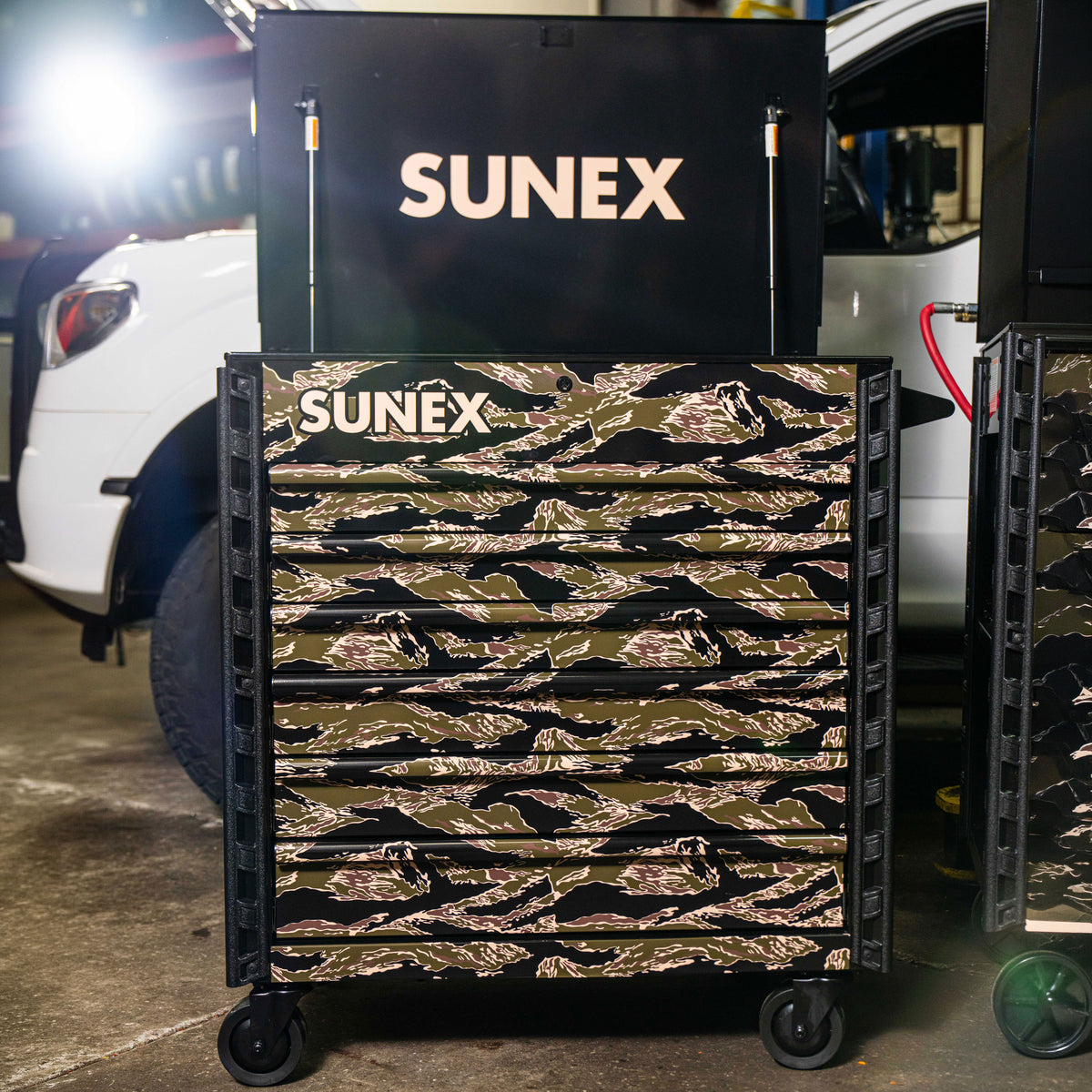 SHADOW TIGER CAMOUFLAGE – 39" 6 DRAWER PREMIUM SERVICE CART – BLACK