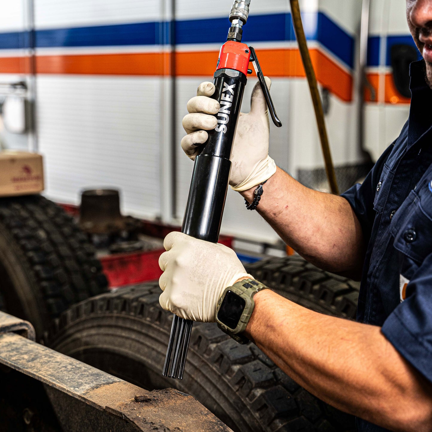 HEAVY DUTY STRAIGHT NEEDLE SCALER