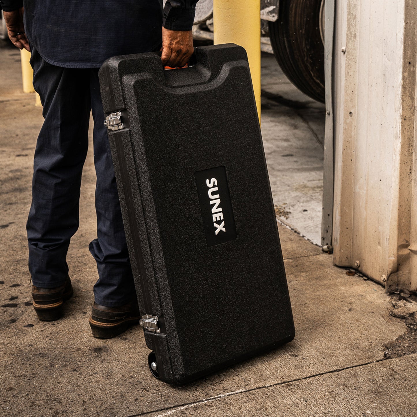 1" DRIVE SAE 6 POINT STANDARD 21-PIECE IMPACT SOCKET SET