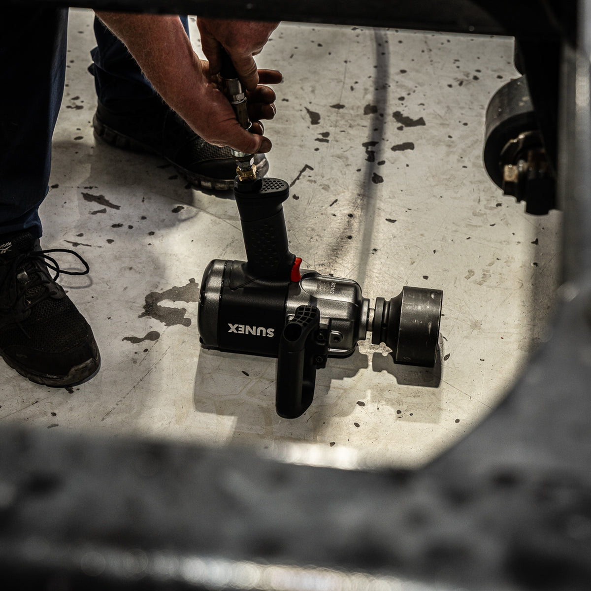 1" DRIVE MAGNESIUM COMPOSITE IMPACT WRENCH