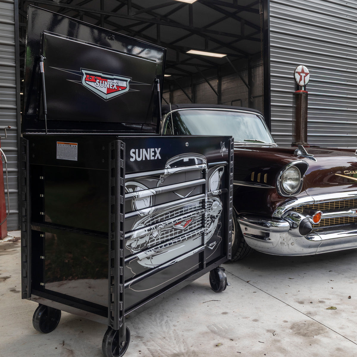 TONY SQUINDO – ’57 CHEVY - JUIC’D BOX 50" 7 DRAWER POWERED CART – BLACK