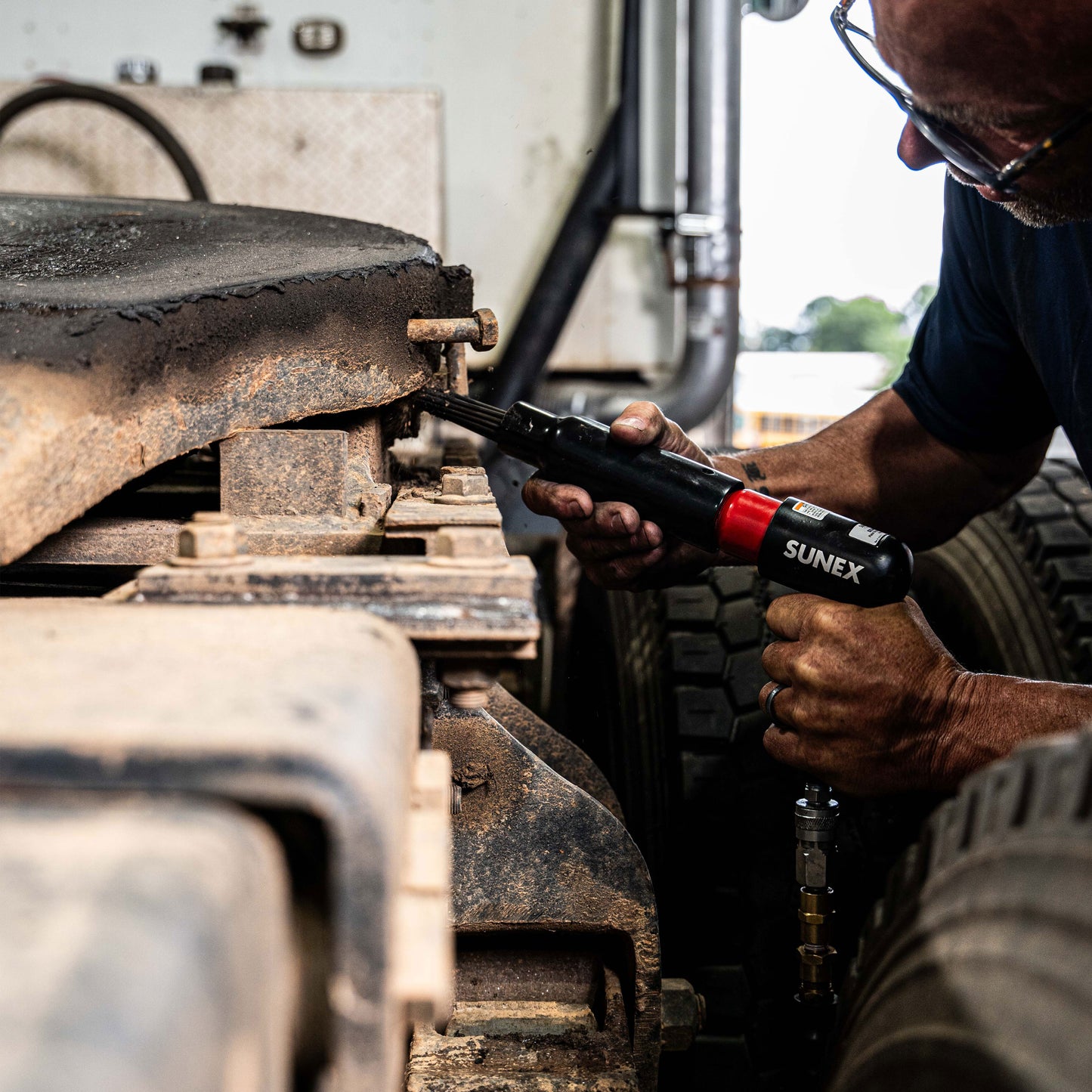 PISTOL GRIP NEEDLE SCALER