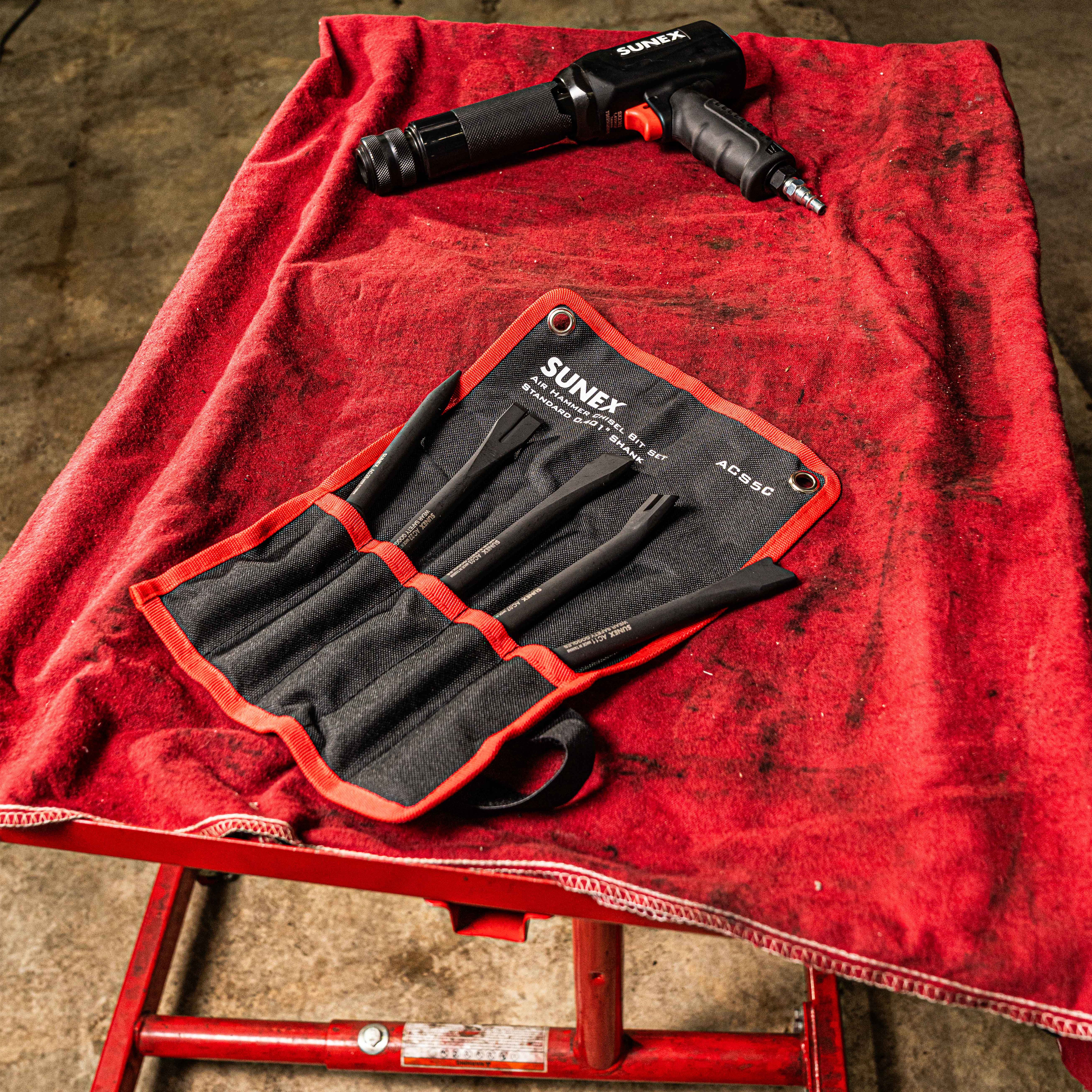 Air Hammer Chisel 7” Cutting 5 Piece Set In Portable Tool Roll
