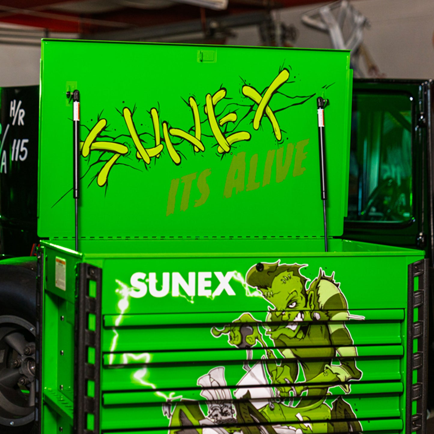 TONY SQUINDO “ITS ALIVE” PREMIUM FULL DRAWER SERVICE CART - LIME GREEN