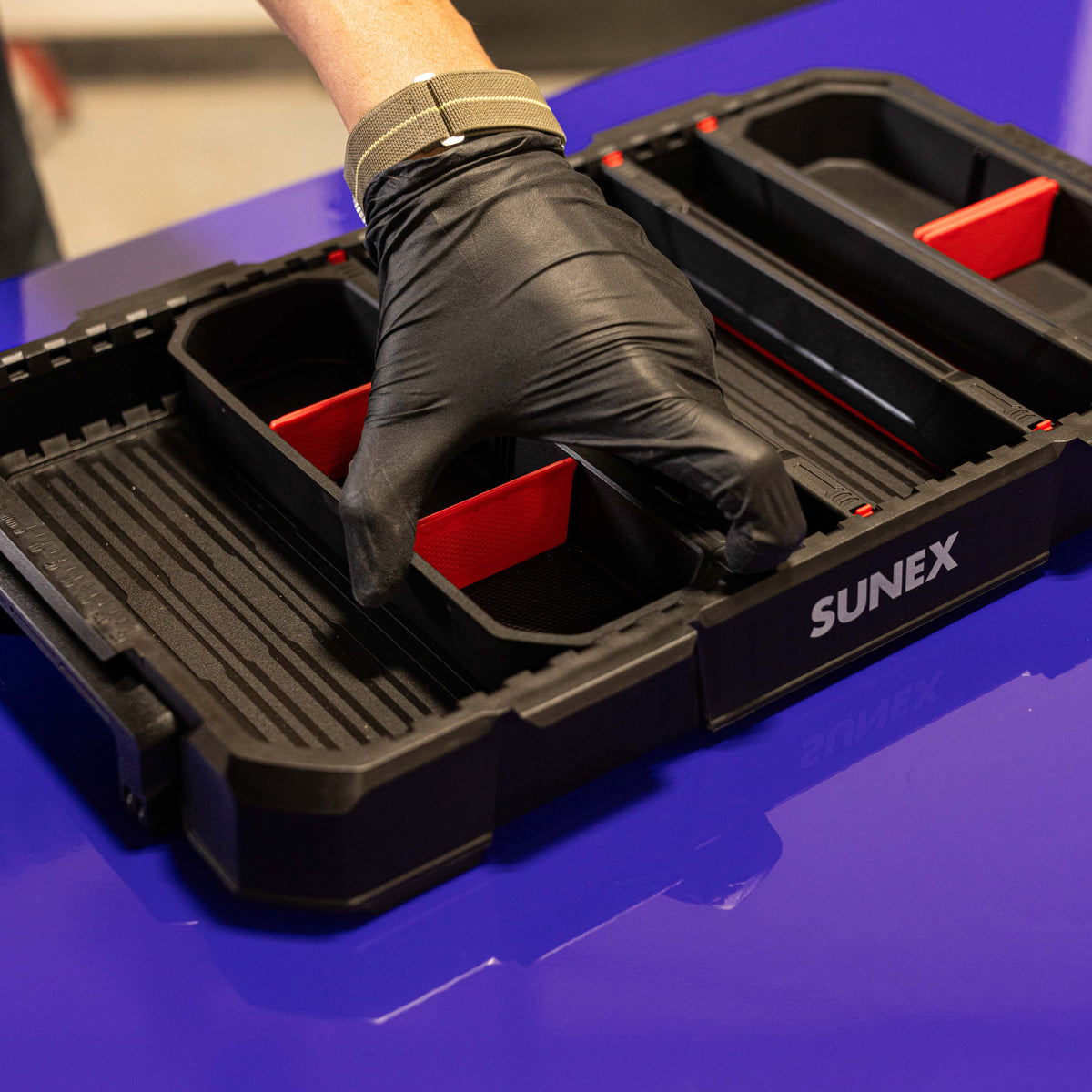 QUARTER PARTS TRAY DIVIDER