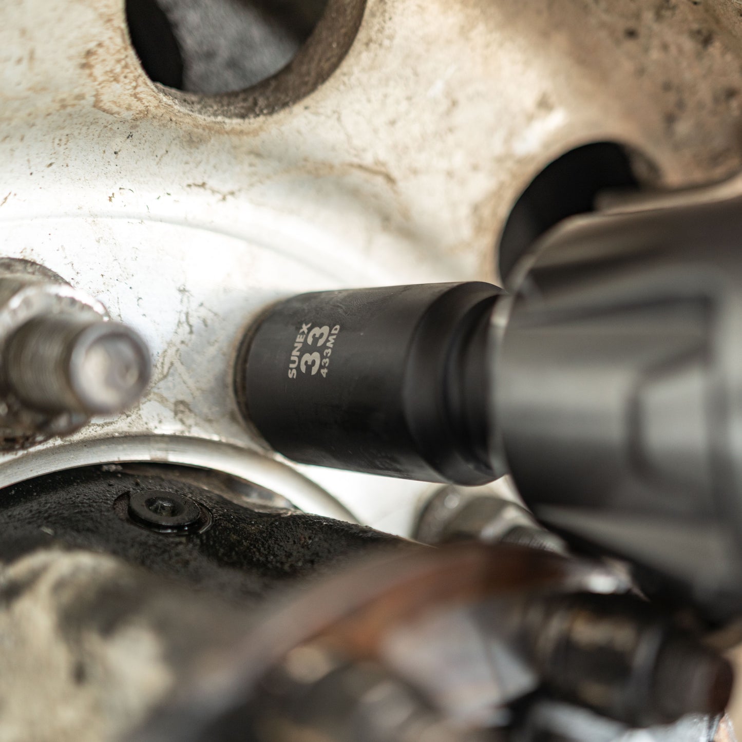 3/4" DRIVE METRIC 6 POINT DEEP & 4 POINT SQUARE BUDD WHEEL 11-PIECE IMPACT SOCKET SET