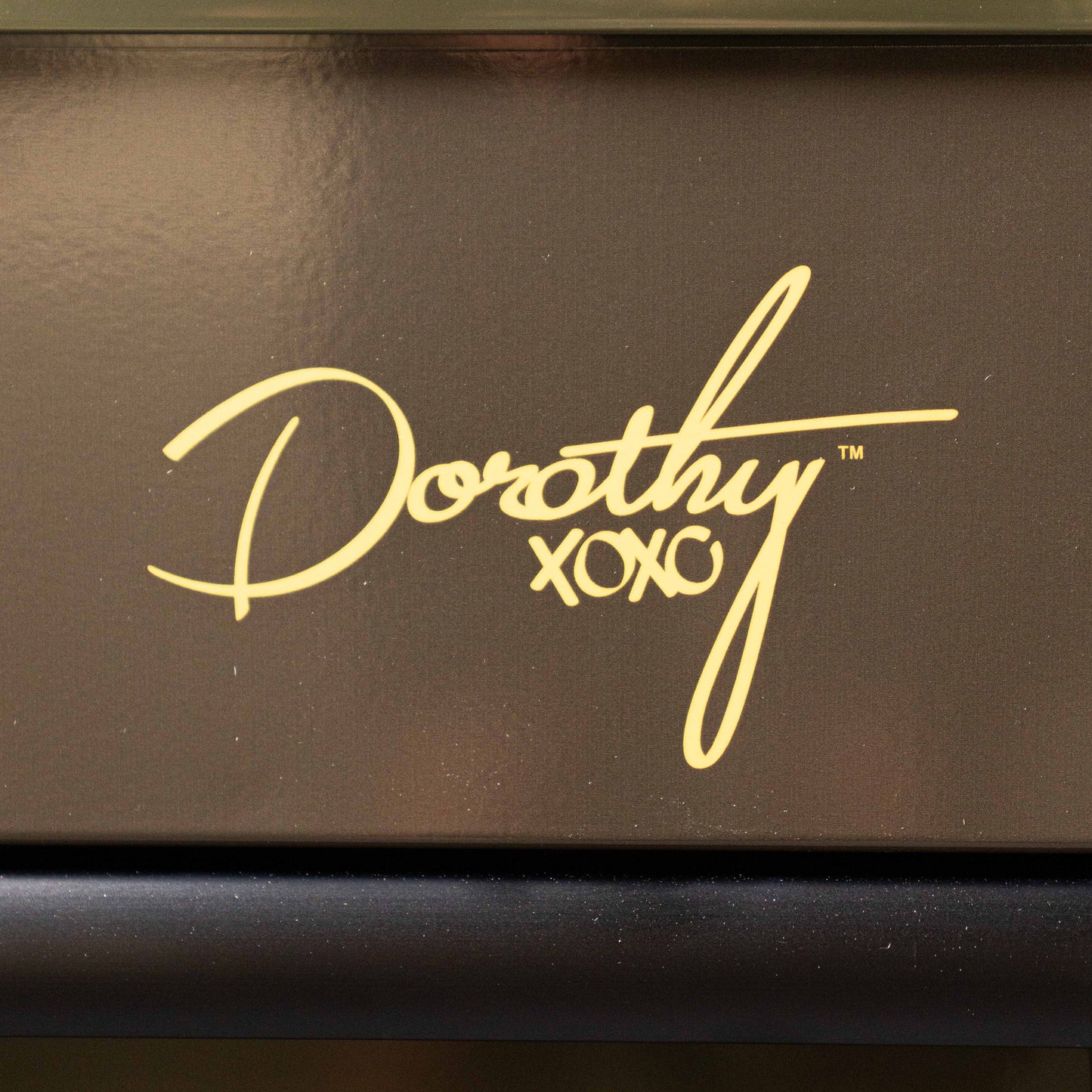 PIN-UP SERIES “DOROTHY” – 39" 6 DRAWER PREMIUM SERVICE CART – VICTORY VIXEN OD GREEN