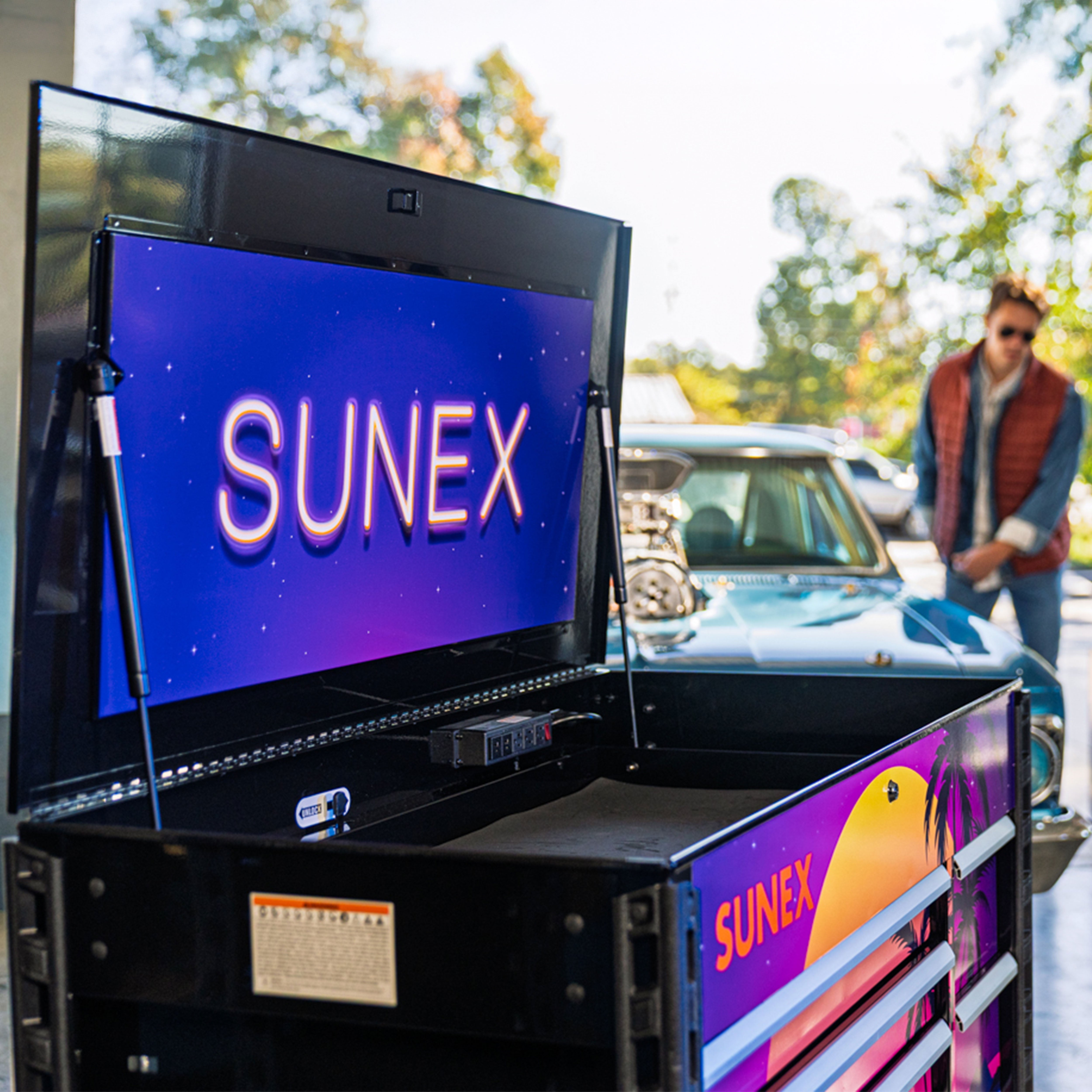 Retro Designed Juic'D Box 50” 7 Drawer Powered Cart - Black