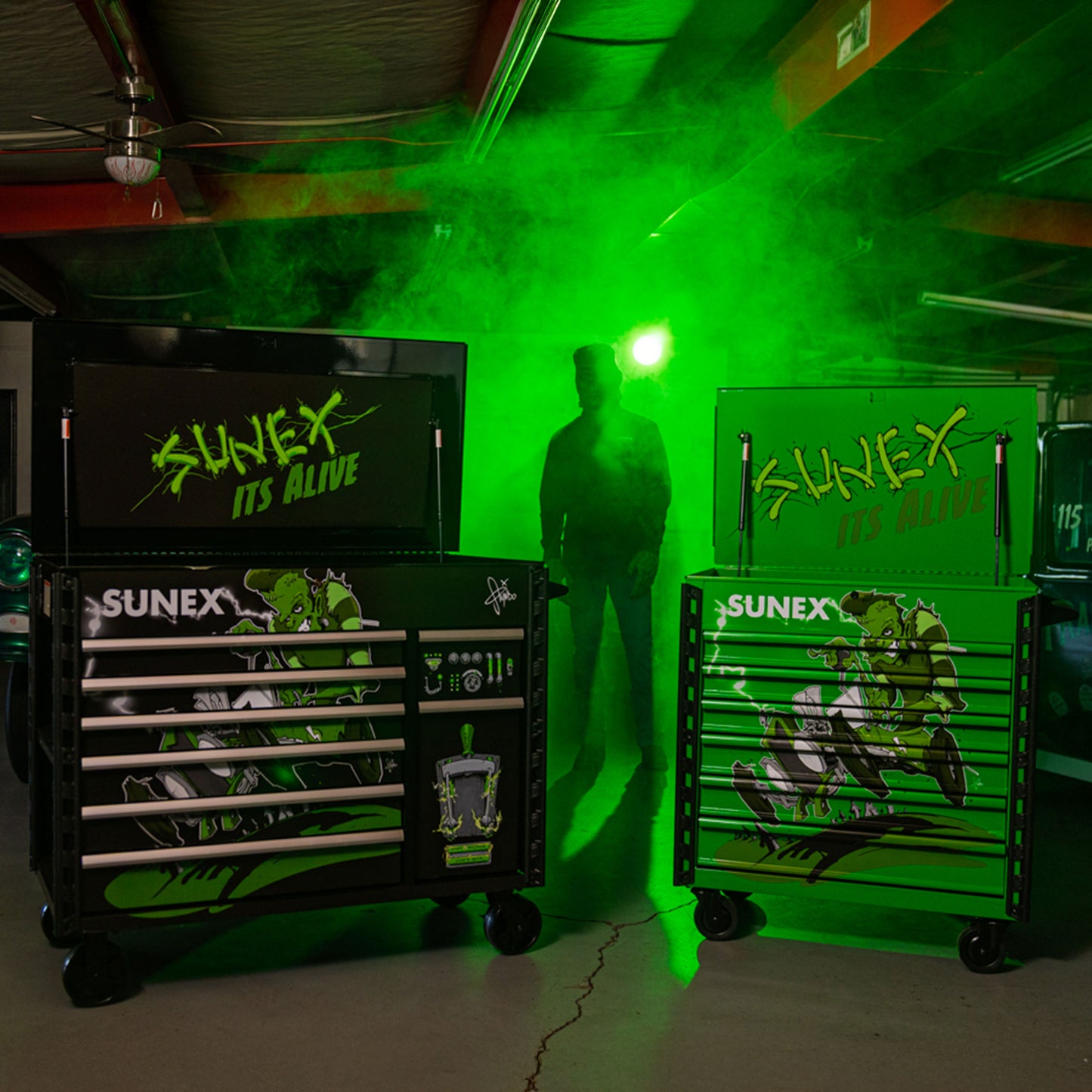 TONY SQUINDO “ITS ALIVE” PREMIUM FULL DRAWER SERVICE CART - LIME GREEN