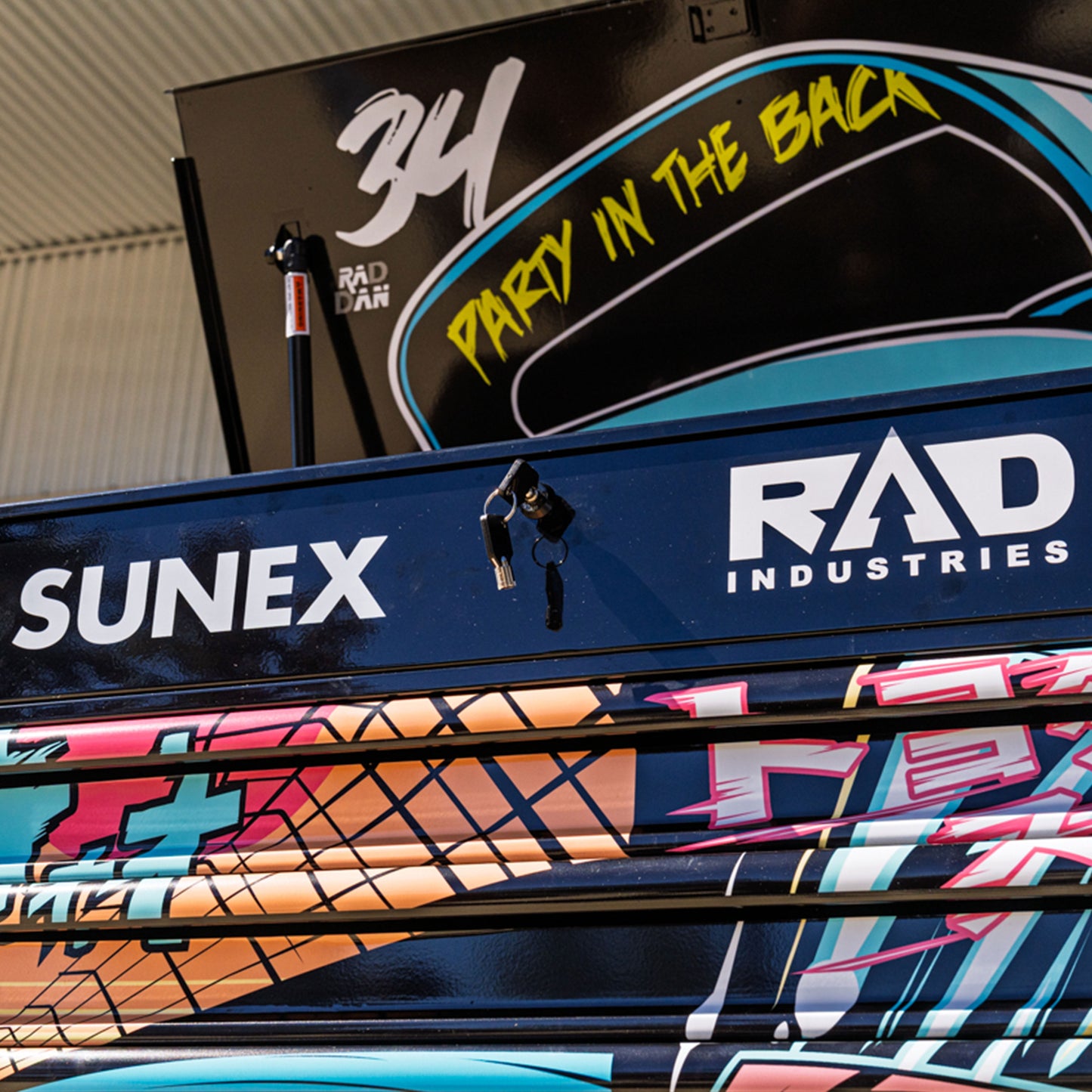 RAD DAN MANGA DESIGNED BLACK PREMIUM FULL 6 DRAWER SERVICE CART