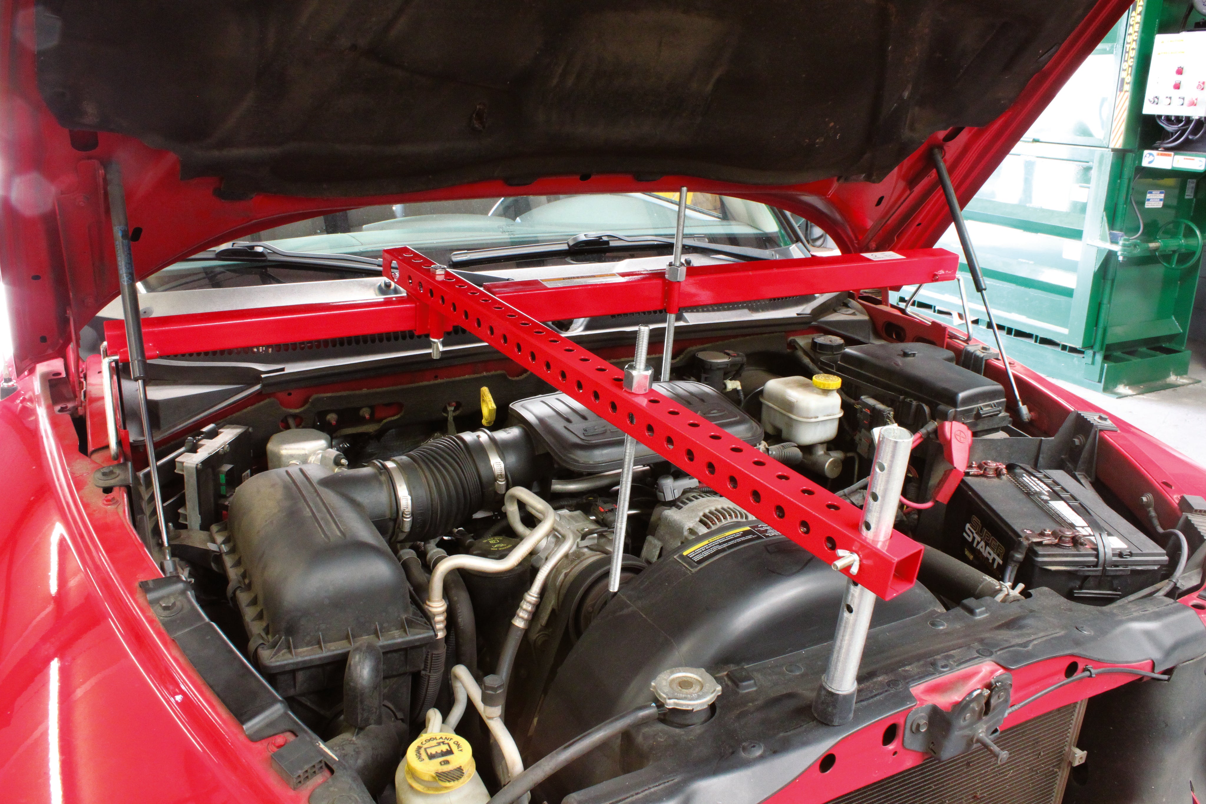 Engine Transverse Bar with Arm Support – SUNEX Tools