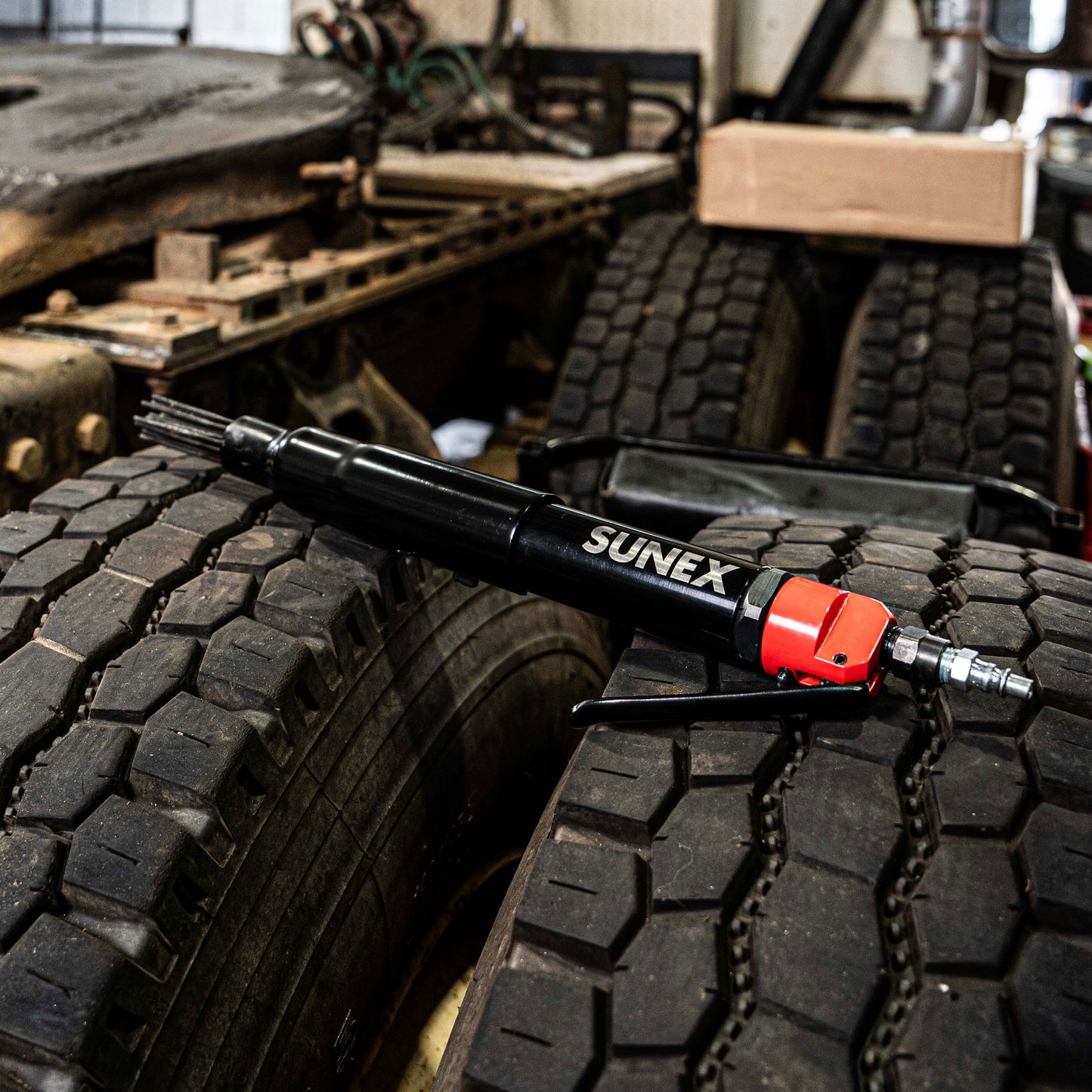 HEAVY DUTY STRAIGHT NEEDLE SCALER